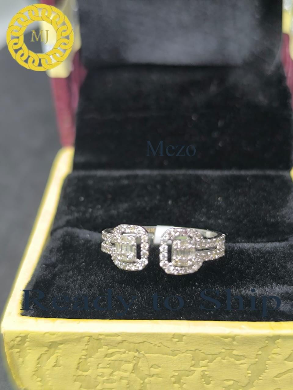 Real Diamond Ring-Natural Diamonds-18k Gold-April birthstone ring-Engagement Ring-Gift for her-minimalist Diamond ring-open diamond ring