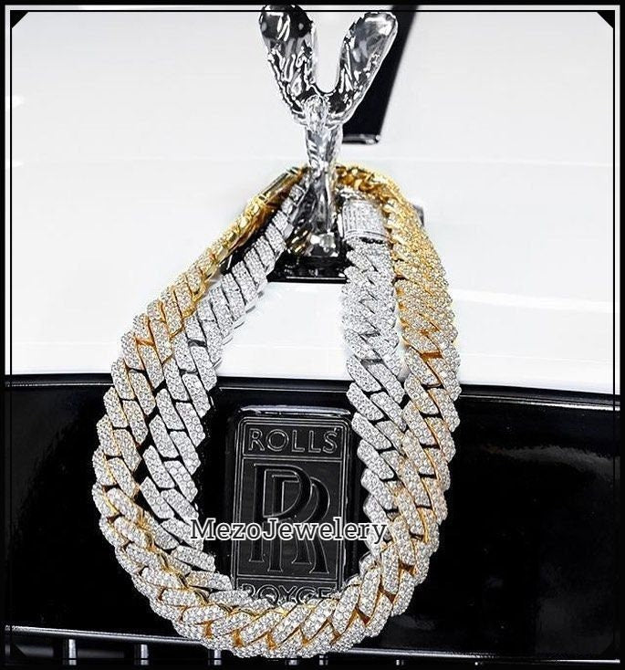 20MM Thick Iced Out Moissanite Cuban Link Chain I High Quality I 14K Gold Plated I Heavy Weight | VVS1 D colour GRA certified | Gift for him