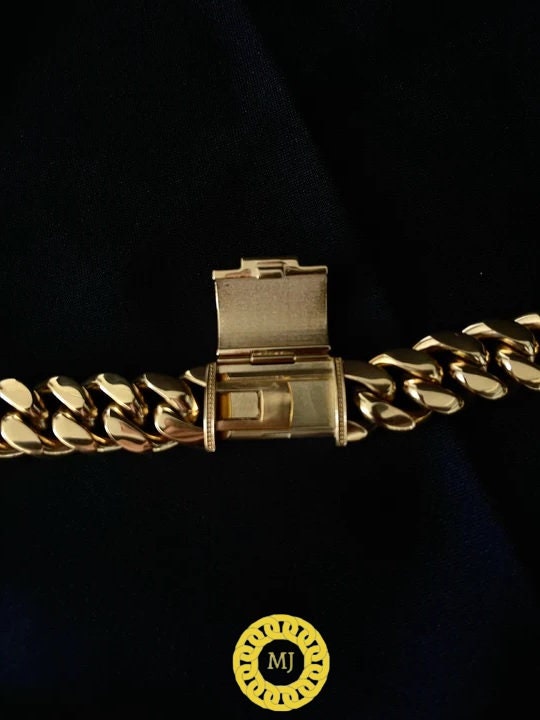 Solid 925 Sterling Silver Chain Men's Heavy 18mm Miami Cuban Link Chain Necklace, Ice Out Lock Hip Hop VVS quality stone, Box Clasp
