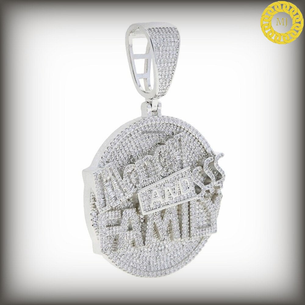 925 Silver Money And Family Luxury Round Disc Edition Pendant, Hip Hop Jewelry, Iced Out Pendant, Rope Chain, Never Fade or Rust, Shine