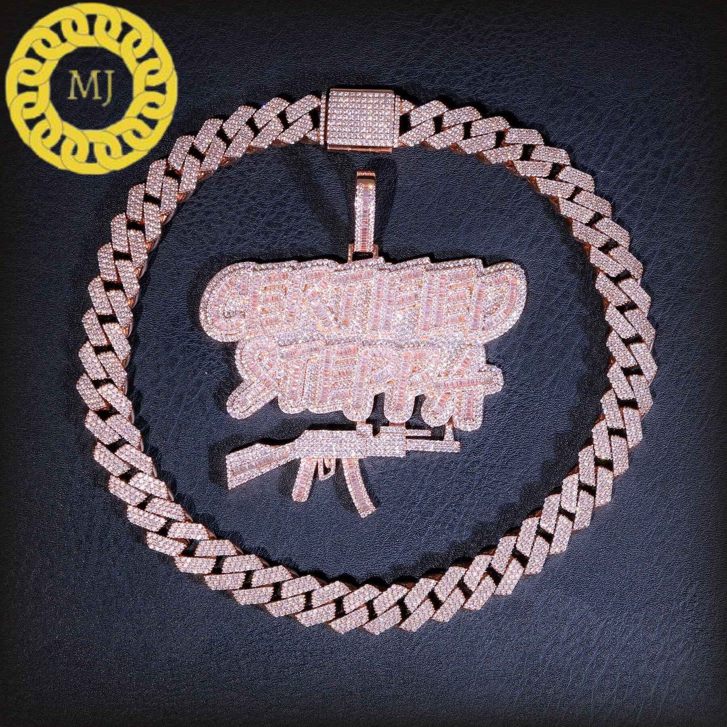 Baguette large certified steppa Necklace ,Iced out Certified Steppa Gun Hip Hop Moissanite Diamond Pendant with Moissanite 14 mm Cuban Chain