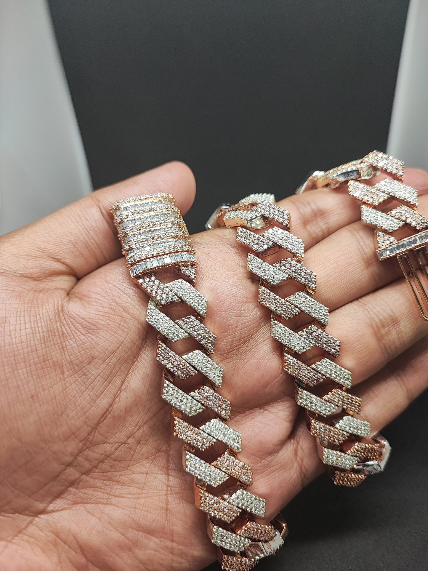 Heavy Solid 925 Sterling Silver Men's VVS1 Moissanite Diamond Studded Cuban Chain,Icedout Rapper chains,18mm wide,Baguette Quality Box Clasp