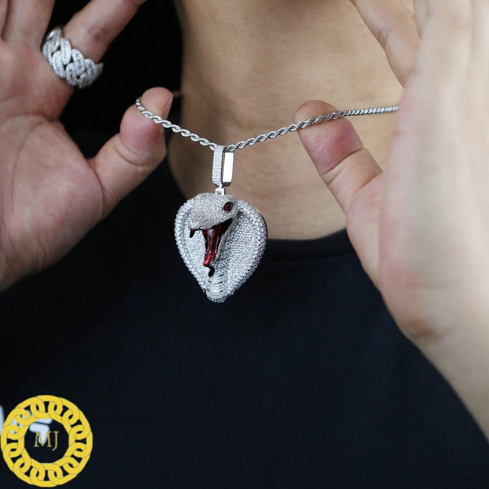 Hip Hop VVS 3d Moissanite Cobra Snake Necklace,Iced Out Big Bail Red Tongue Snake Pendant Chain,with Free Rope Chain,Birthday Gifts for him
