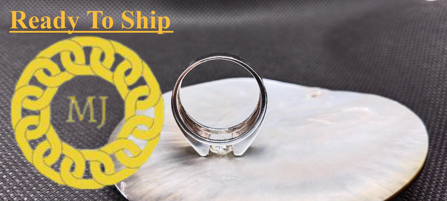 Natural Diamond Men's ring-Round Diamonds-18k Solid Gold-Solitaire diamond men Band-April birthstone ring-Engagement Ring-gents Diamond ring