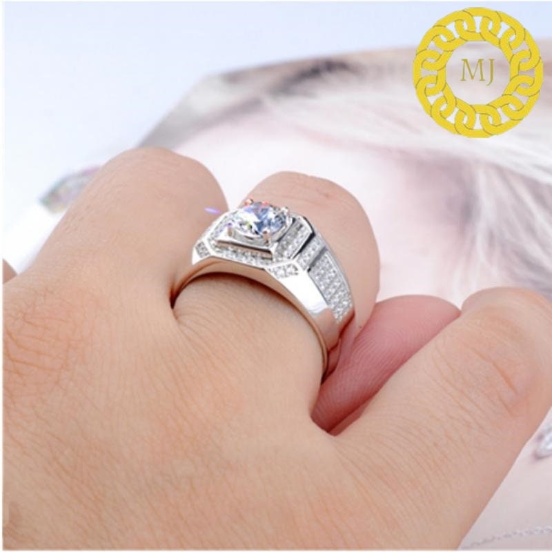Luxury & Gorgeous Moissanite Ring for Men D Color, Men's Ring，Sterling Silver Engagement ring for Men Men‘s bands, super Icedout ring