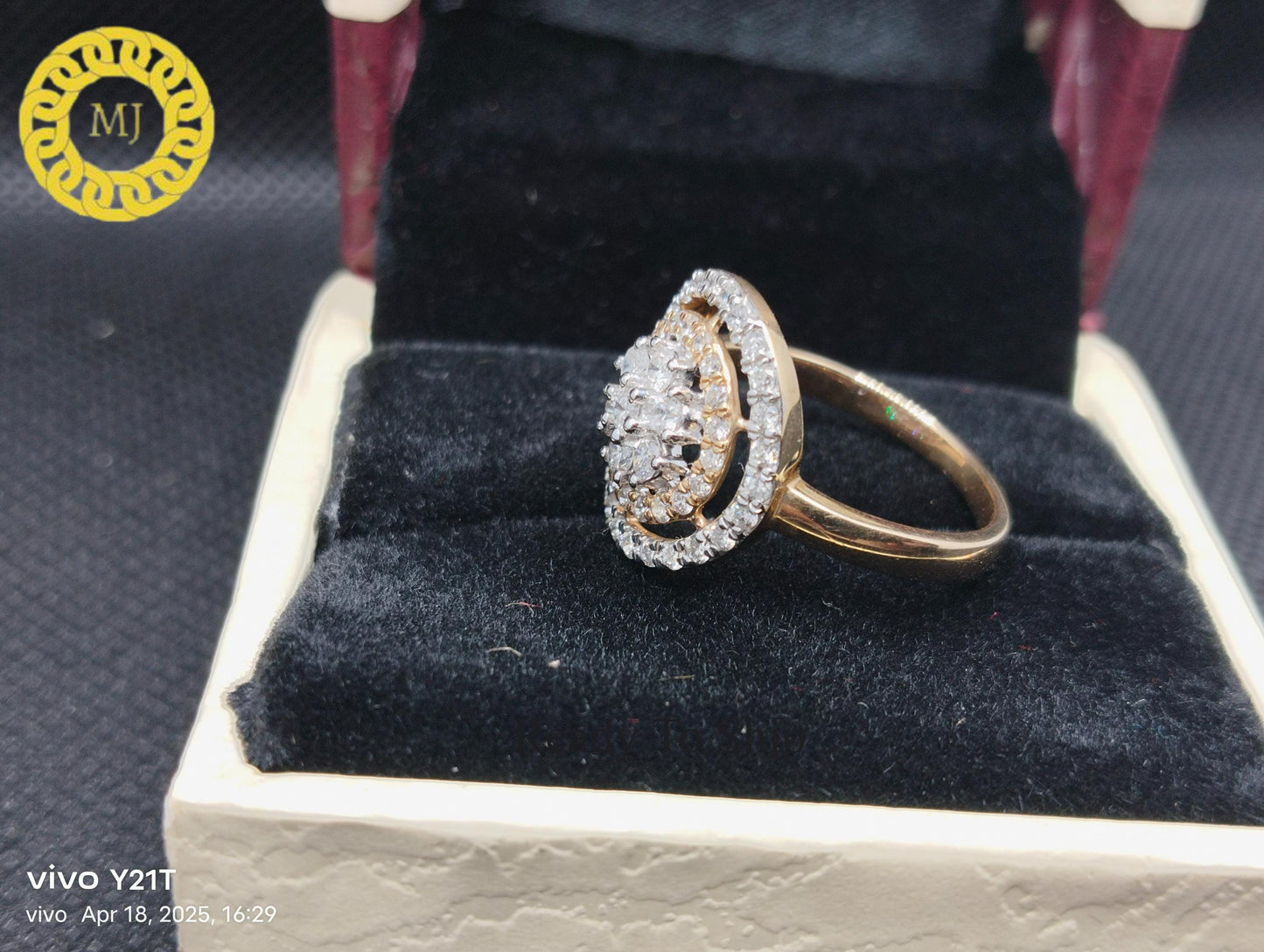 Natural Diamond Cluster ring-Round Diamonds- 14k Solid Gold ring -woman ring-April birthstone ring-Engagement Ring-White Diamond ring